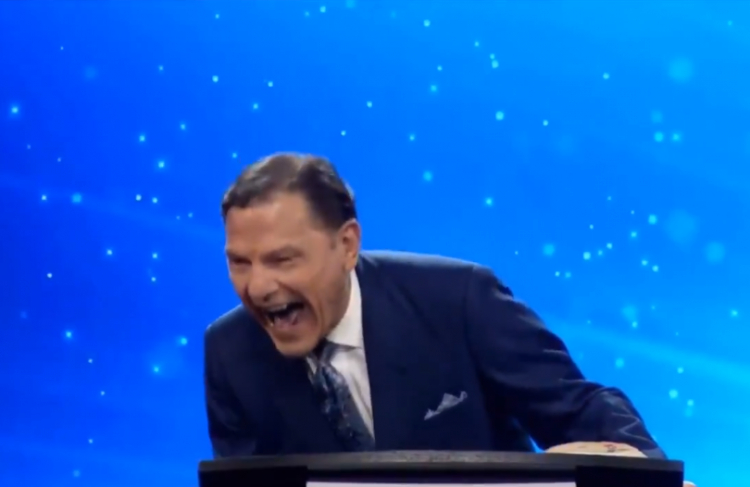 Kenneth Copeland se takto vysmál médiím, když prohlásil, že Joe Biden vyhrál volby