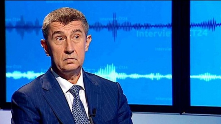 Andrej Babiš oficiálně přiznal, že EET je ztrátová záležitost. Náklady jsou vyšší, než se podaří vybrat